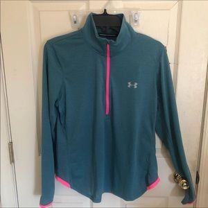 UNDER ARMOUR WOMENS PULLOVER